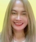 Dating Woman Thailand to สมุทรปราการ : Dao, 42 years